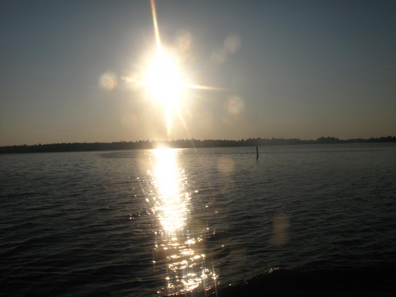 Coucher de soleil à l'arrivée à Kollam (Kerala, Sud)