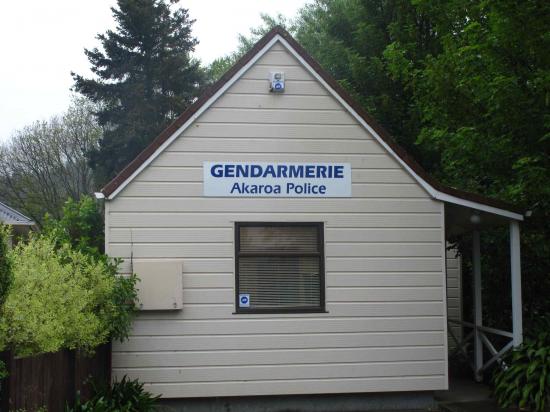 Gendarmerie d'Akaroa, ville peuplée par des colons français
