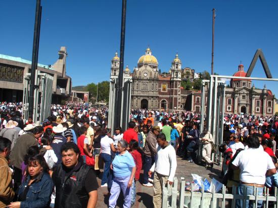 Le dimanche, à Mexico c'est le jour des pélerinages