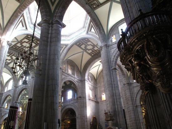 Intérieur de la cathédrale de Mexico